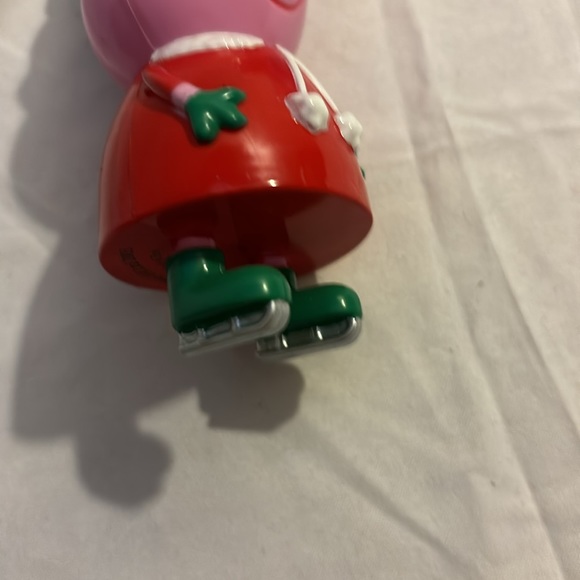 Peppa Pig Holiday Ornament NWT - Picture 3 of 9